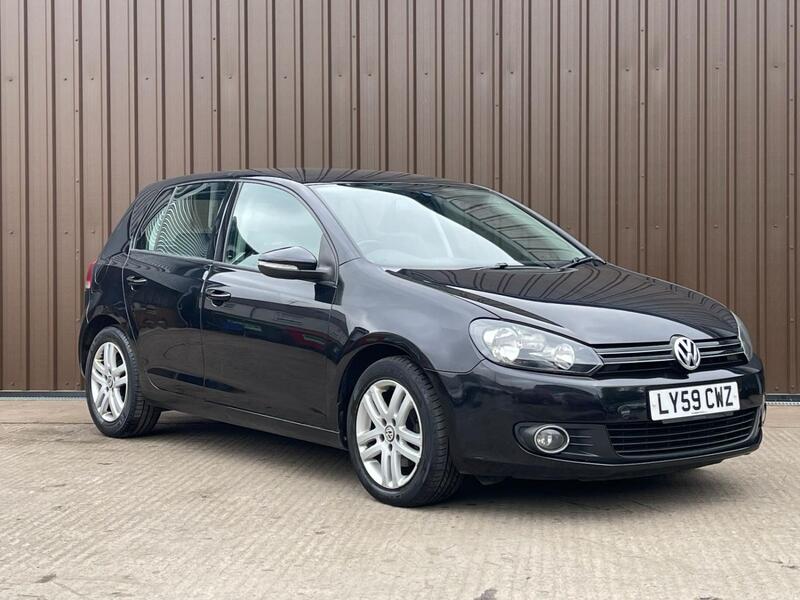 Used VOLKSWAGEN GOLF 2010 Black in Aberdeen, Aberdeenshire Mugiemoss