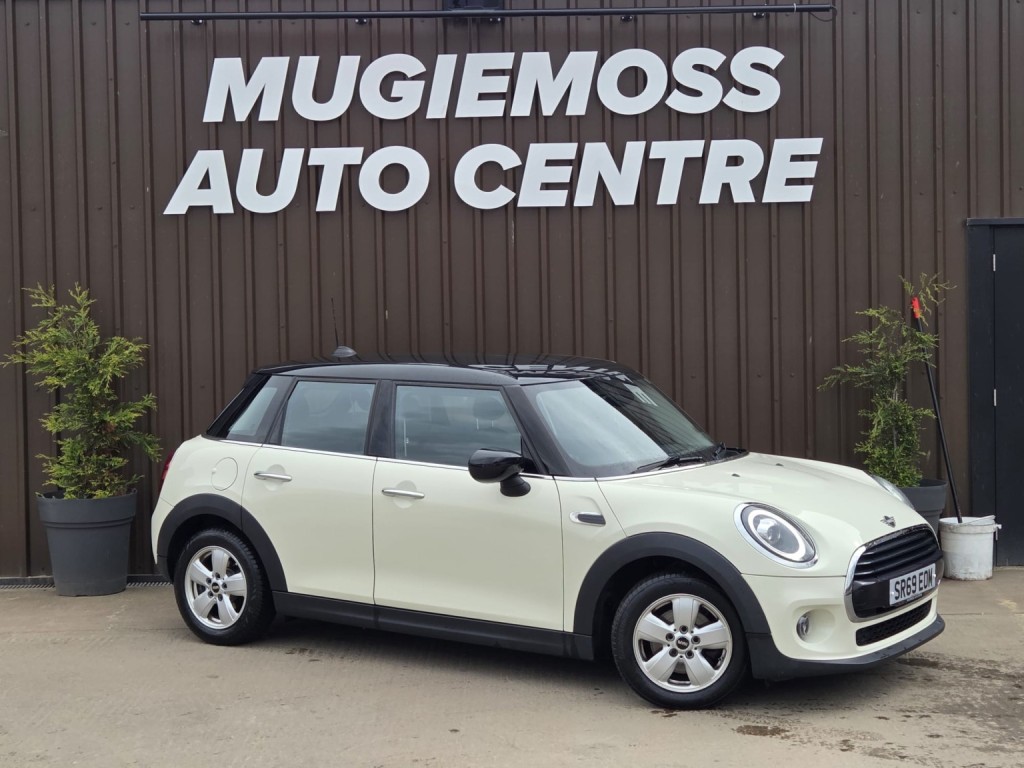 2020 MINI HATCH